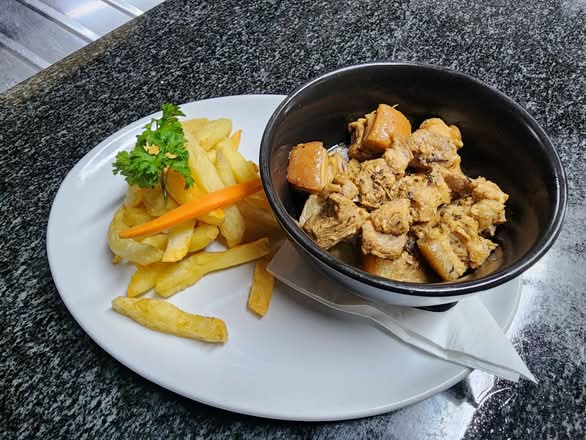 Carne de Vinho d'Alhos